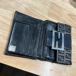 fendi wallet